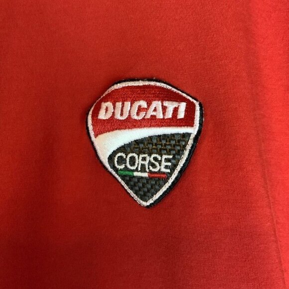 Ducati Corse T-shirt Size 2XL Red Embroidered Patch Emblem Double Sided - Picture 3 of 6